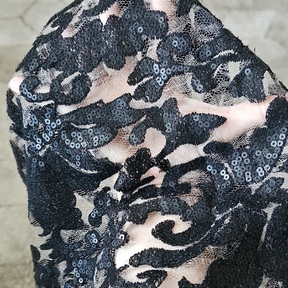 Astr Black Lace Tank Top - Picture 2 of 2